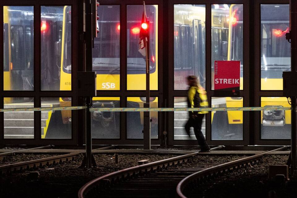 Warnstreik im Nahverkehr Warnstreik im Nahverkehr