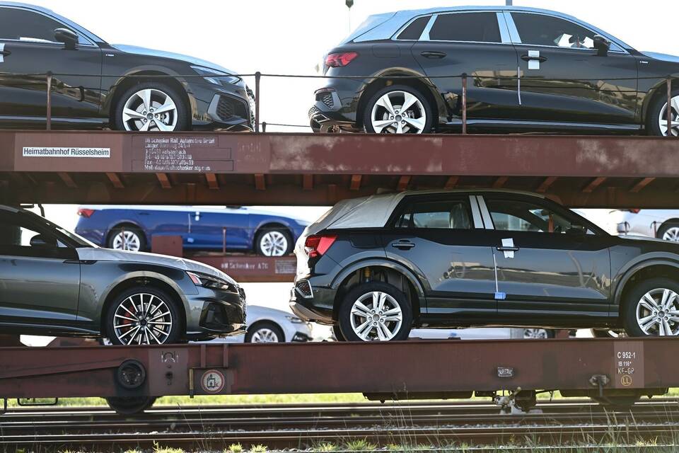 Auto-Verladung Auto-Verladung