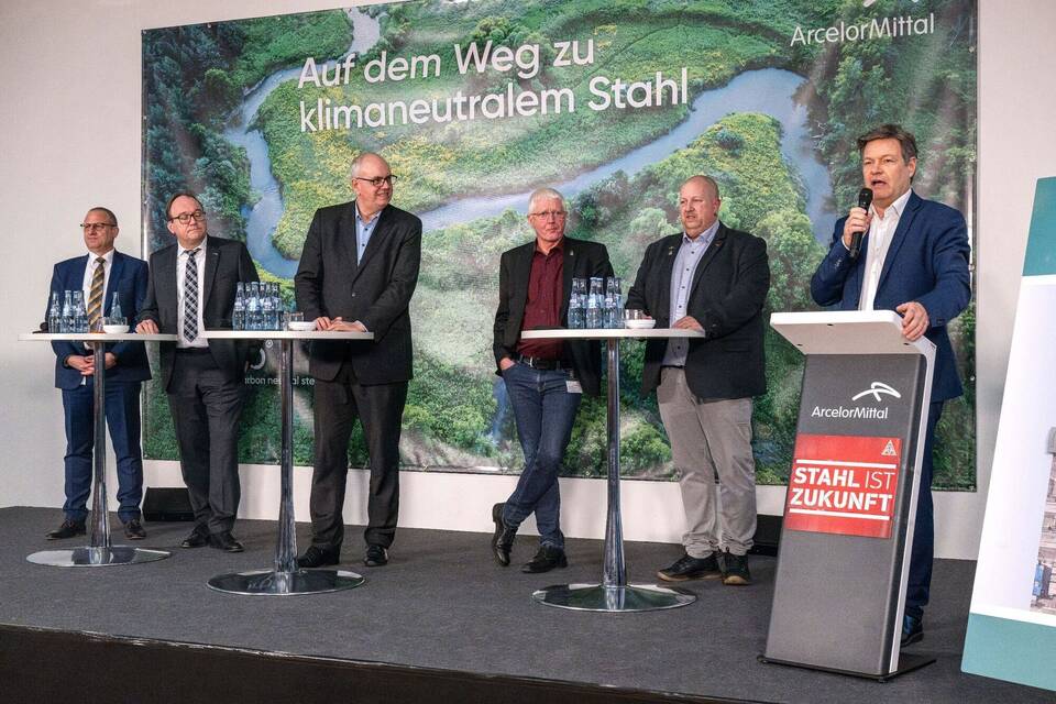 Grünes Licht für «grünen Stahl» Grünes Licht für «grünen Stahl»