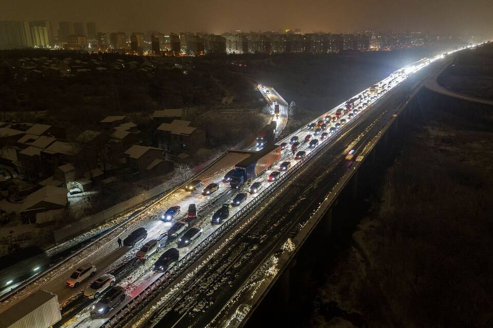 Schnee stört den Reiseverkehr zum Neujahrsfest in China Schnee stört den Reiseverkehr zum Neujahrsfest in China