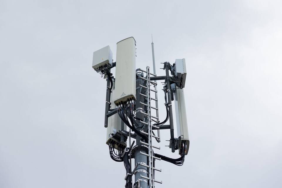 Mobilfunkantennen mit 5G und LTE Mobilfunkantennen mit 5G und LTE
