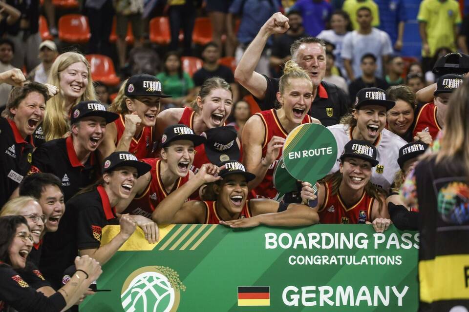 Zum ersten Mal qualifiziert Basketballerinnen dürfen zu Olympia