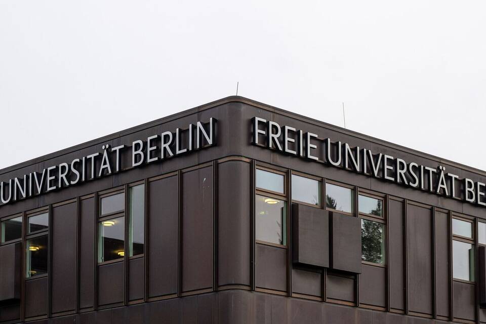 Freie Universität Berlin Freie Universität Berlin