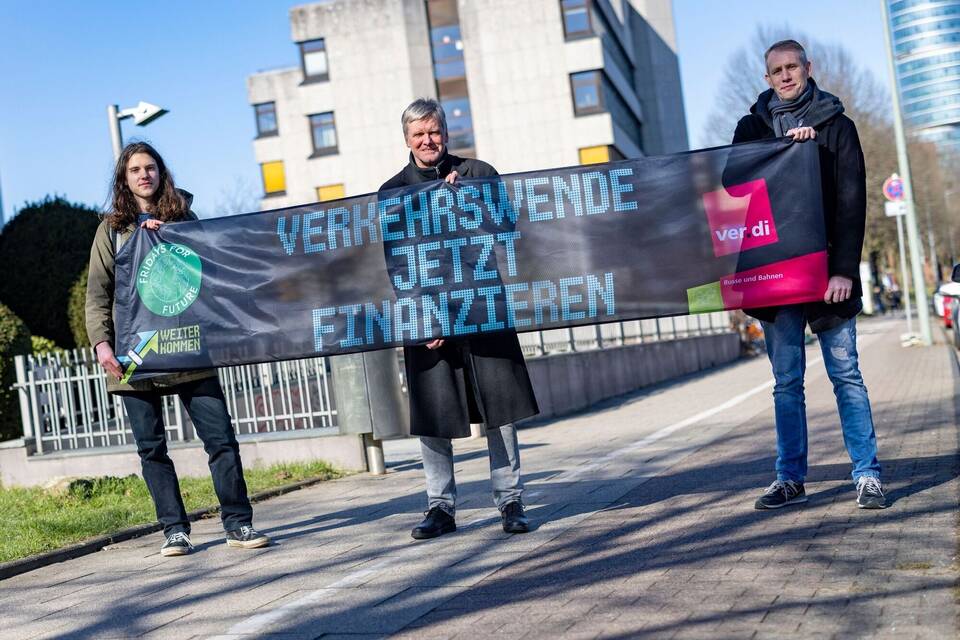 Fridays for Future und Verdi zum gemeinsamen Aktionstag Fridays for Future und Verdi zum gemeinsamen Aktionstag