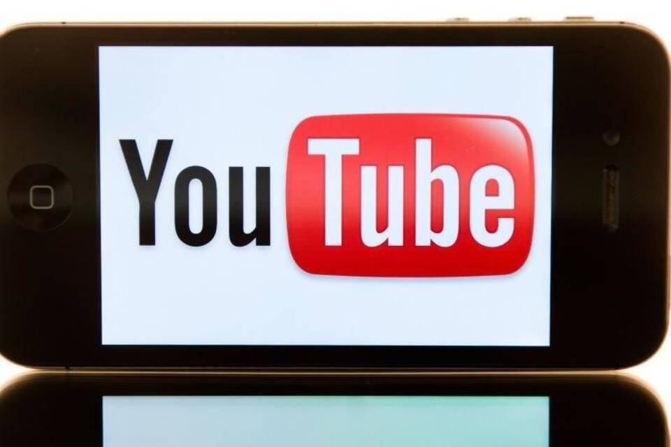 YouTube YouTube