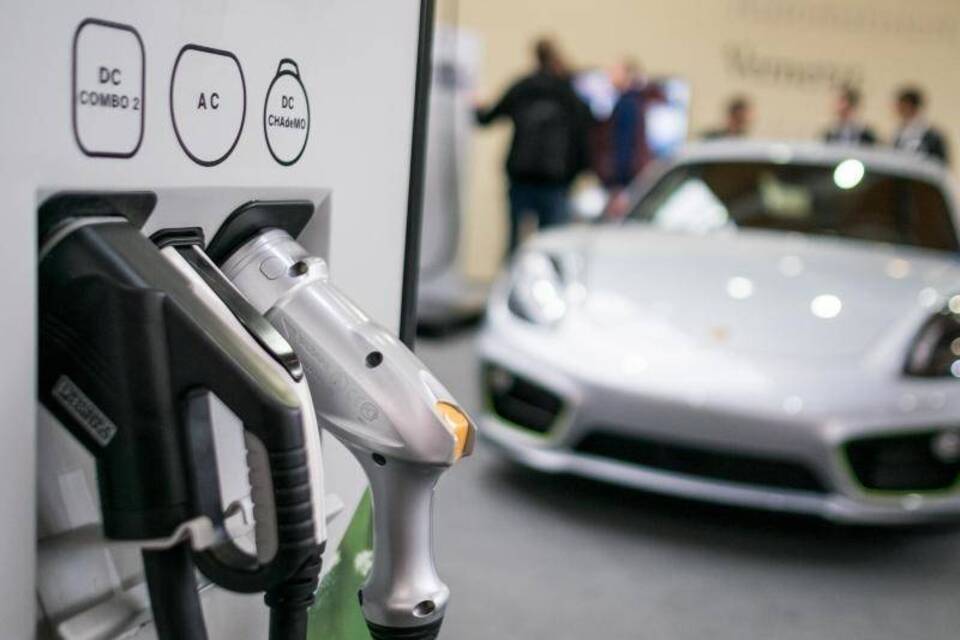 E-Auto E-Auto
