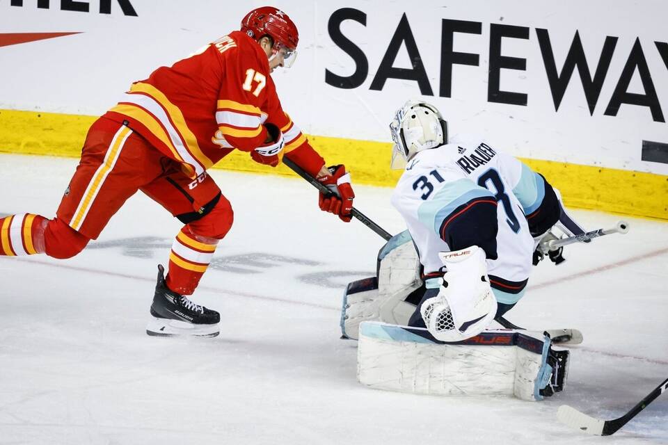 Philipp Grubauer Philipp Grubauer
