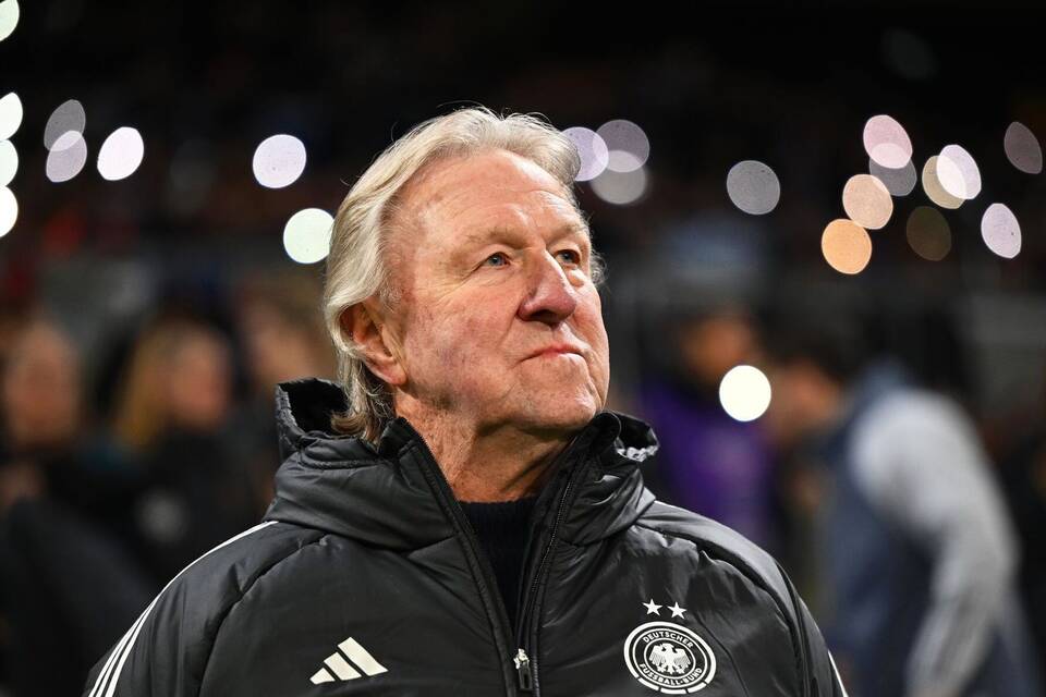 Horst Hrubesch Horst Hrubesch