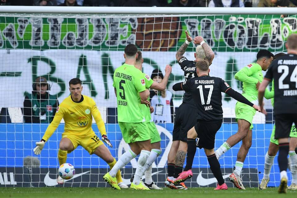 VfL Wolfsburg - FC Augsburg VfL Wolfsburg - FC Augsburg