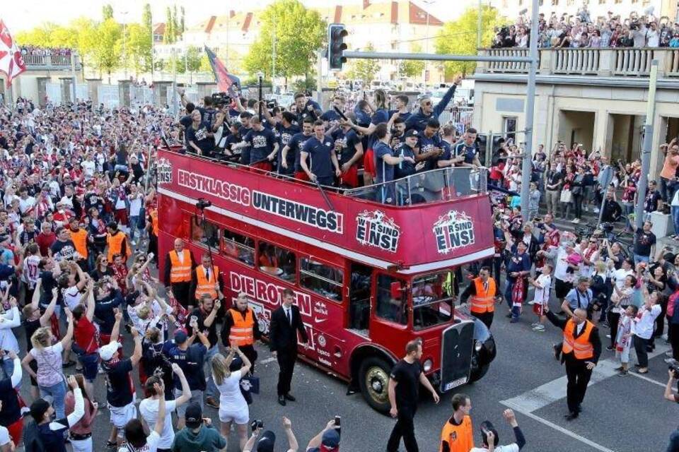Party-Bus Party-Bus