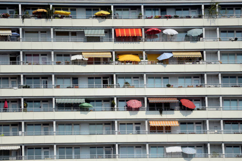 Pflanzen, sonnen, grillen - Wie Mieter den Balkon nutzen dürfen