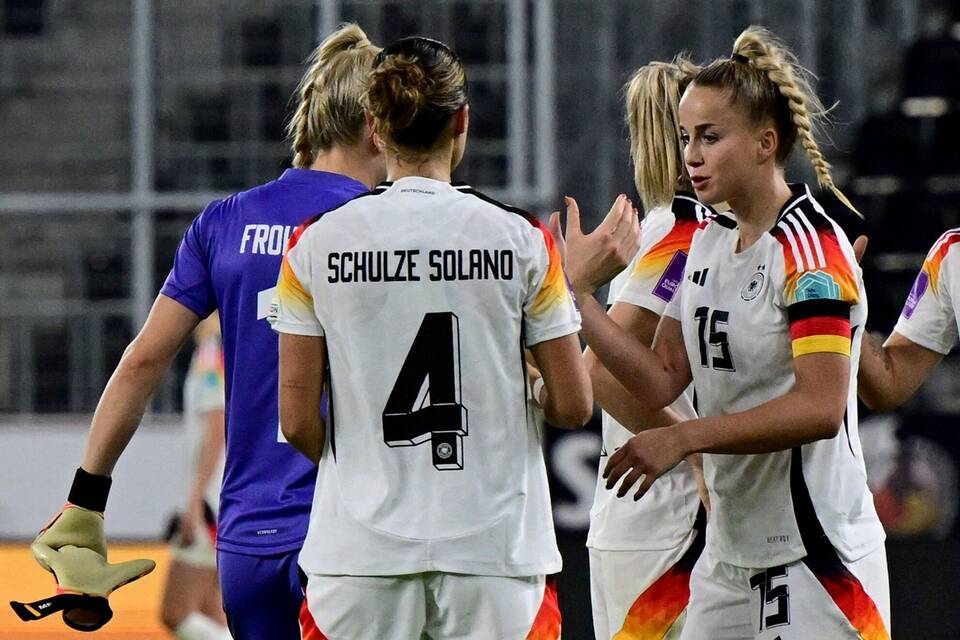 DFB-Debüt DFB-Debüt