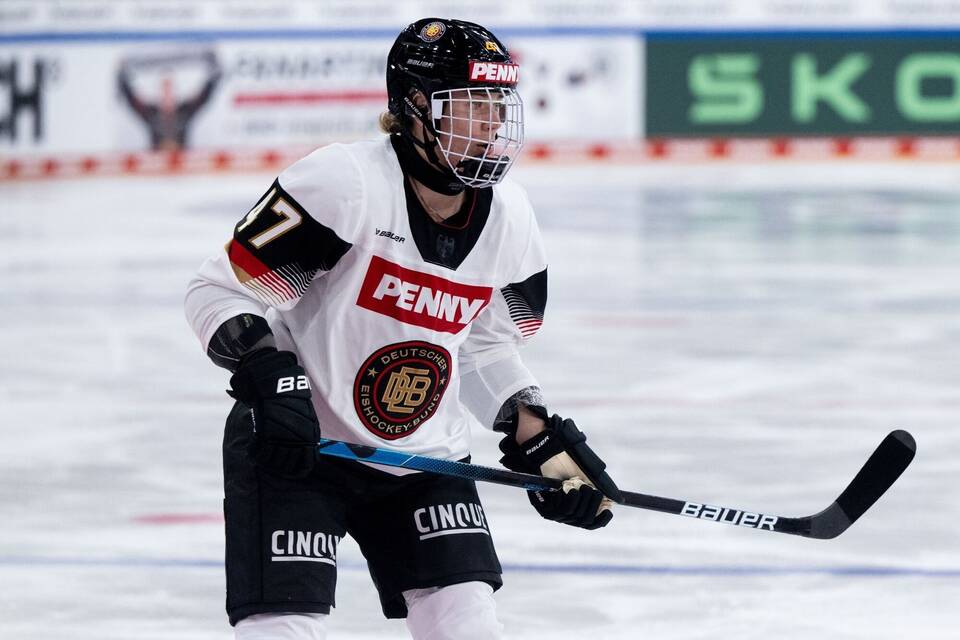 Emily Nix