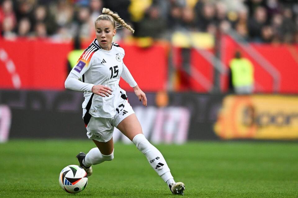 Giulia Gwinn Giulia Gwinn