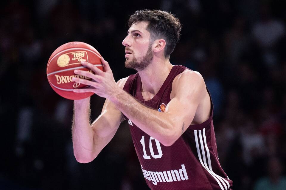 Leandro Bolmaro Leandro Bolmaro