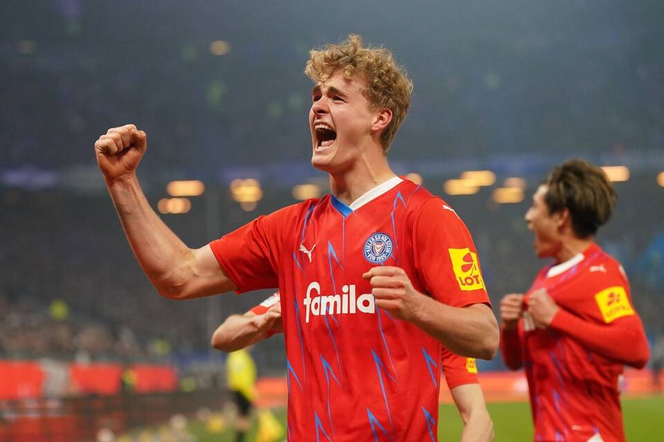 Hamburger SV - Holstein Kiel Hamburger SV - Holstein Kiel
