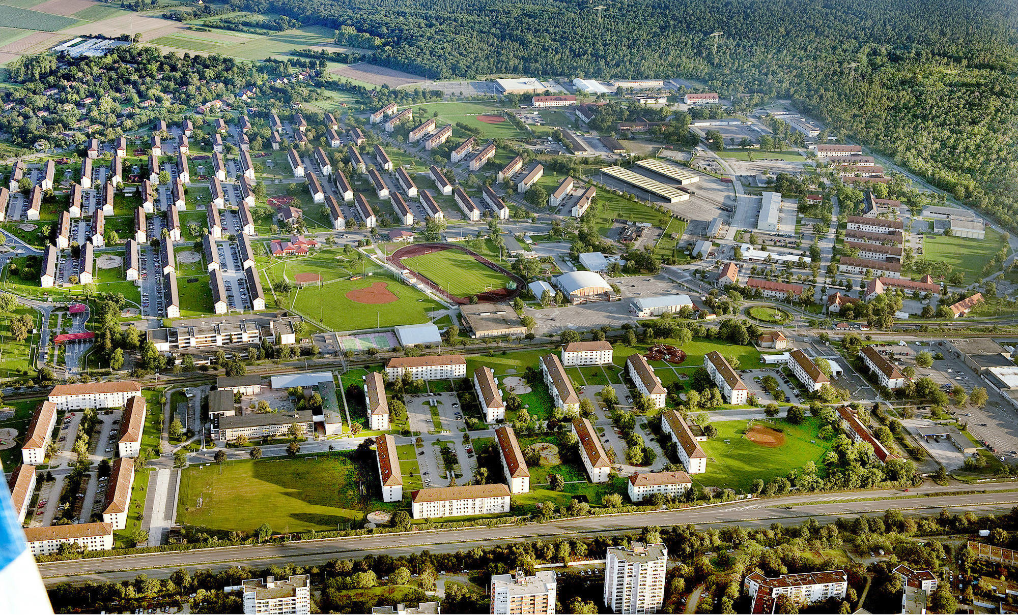 Benjamin-Franklin-Village Mannheim: Erste Bewohner ziehen ...