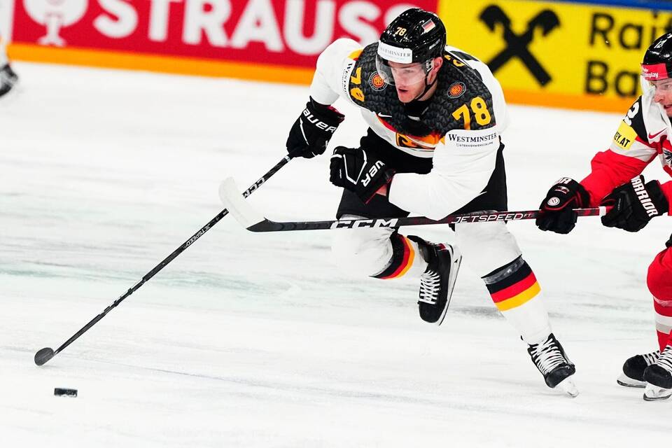 Nationalspieler Nico Sturm (l) Nationalspieler Nico Sturm (l)