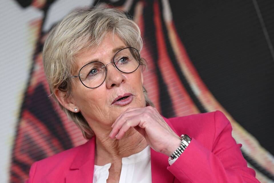 Ex-Bundestrainerin Silvia Neid wird 60 Ex-Bundestrainerin Silvia Neid wird 60