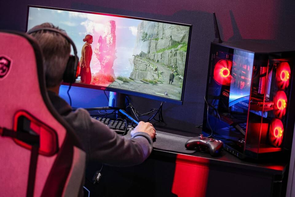 Gaming Gaming