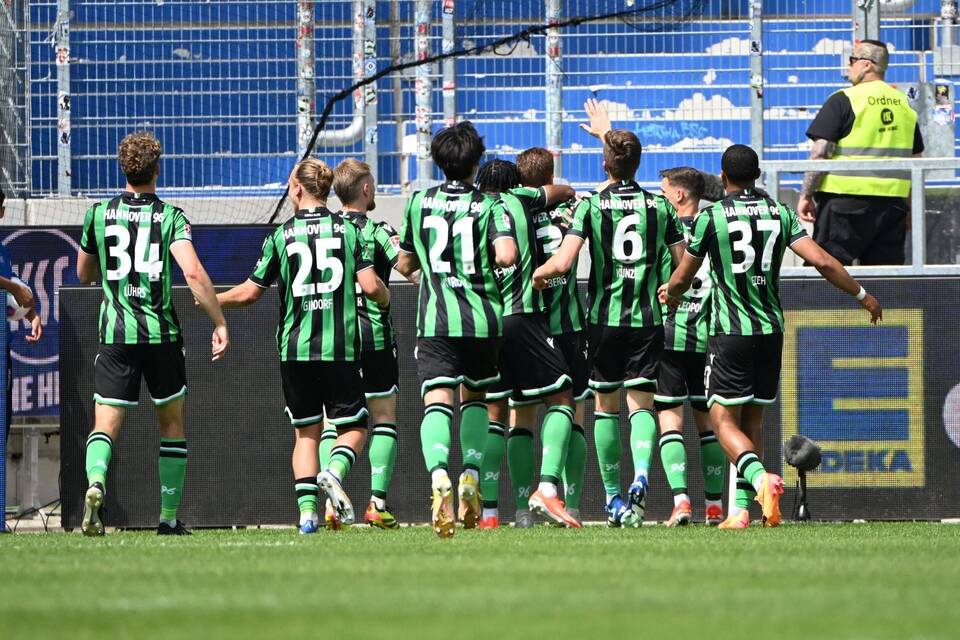 Karlsruher SC - Hannover 96 Karlsruher SC - Hannover 96