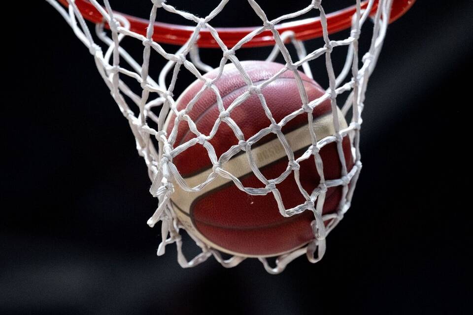 Basketball Basketball