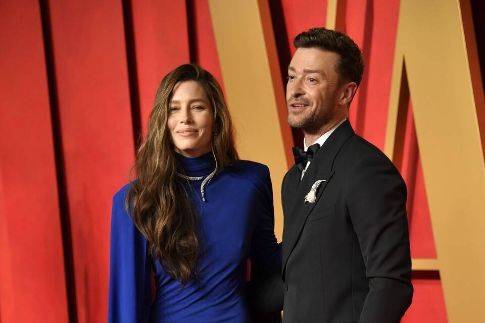 Jessica Biel & Justin Timberlake Jessica Biel & Justin Timberlake