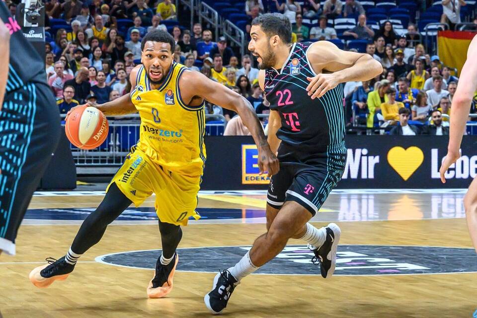 Alba Berlin - Telekom Baskets Bonn Alba Berlin - Telekom Baskets Bonn