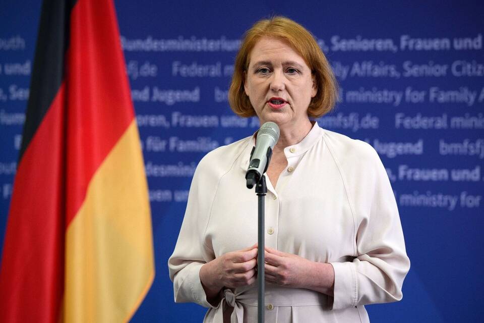 Lisa Paus Lisa Paus