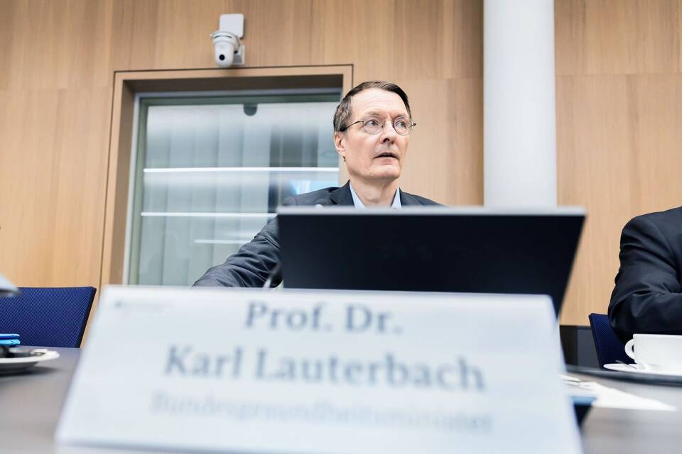 Beratungen zum Hitzeschutz mit Gesundheitsminister Lauterbach Beratungen zum Hitzeschutz mit Gesundheitsminister Lauterbach