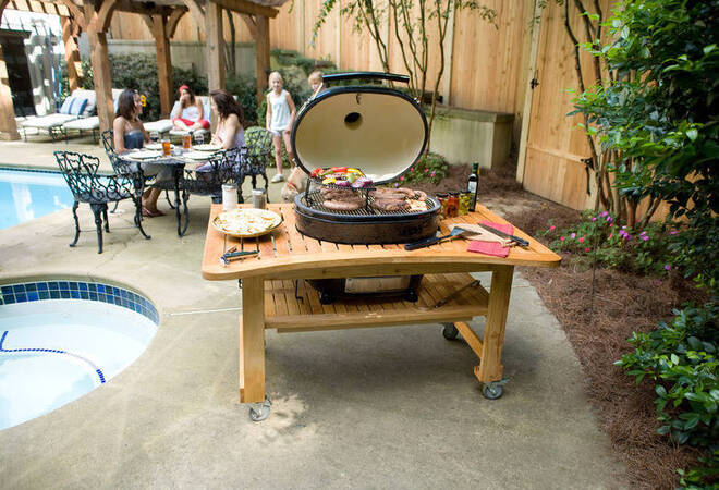 Grillen, kochen und spülen im Garten Outdoorküche für den