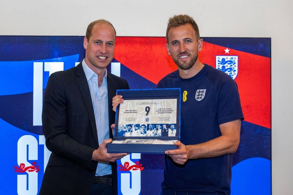 Prinz William und Harry Kane