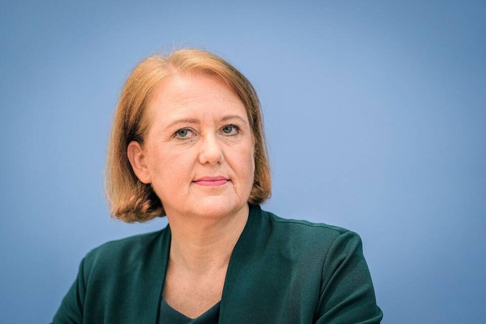 Lisa Paus Lisa Paus