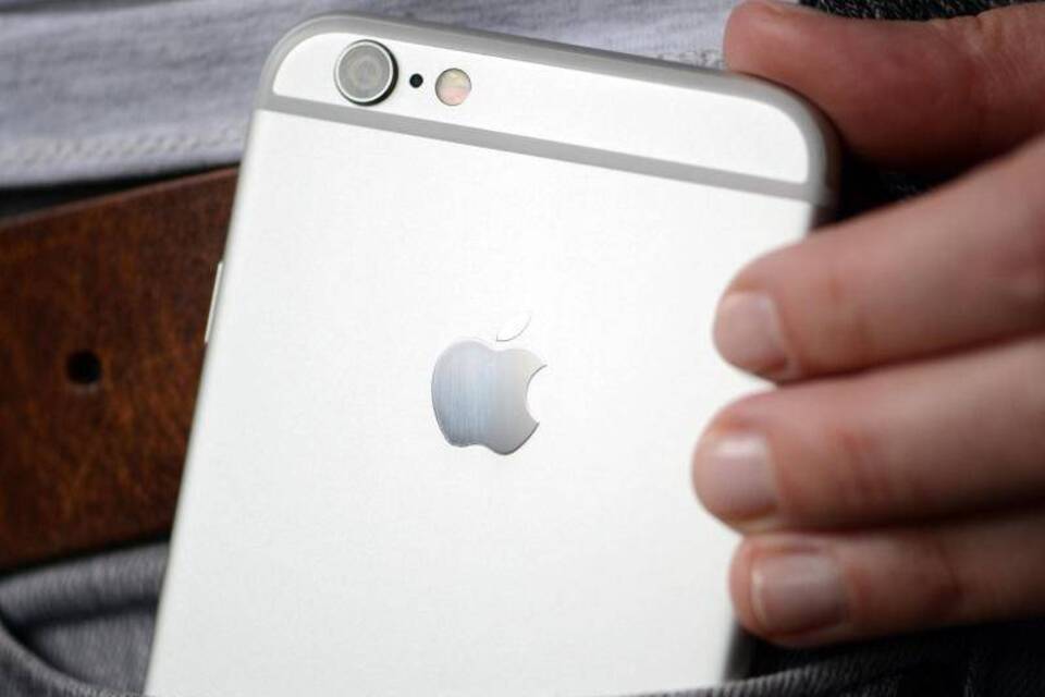 Apple iPhone 6 Apple iPhone 6