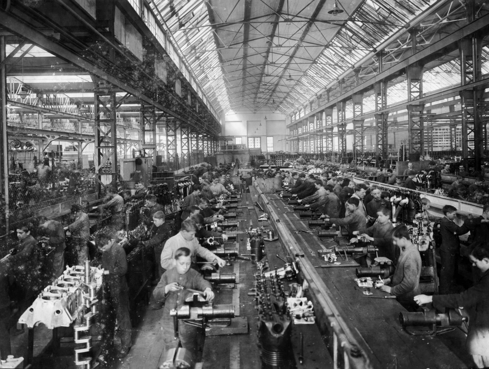 Vor 100 Jahren Offnete Die Erste Benz Lehrwerkstatt Auf Dem Mannheimer Luzenberg Wirtschaft Magazin Rnz