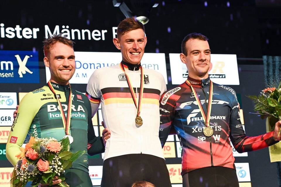 Maximilian Schachmann (l), Nils Politt und Miguel Heidemann (r) Maximilian Schachmann (l), Nils Politt und Miguel Heidemann (r)
