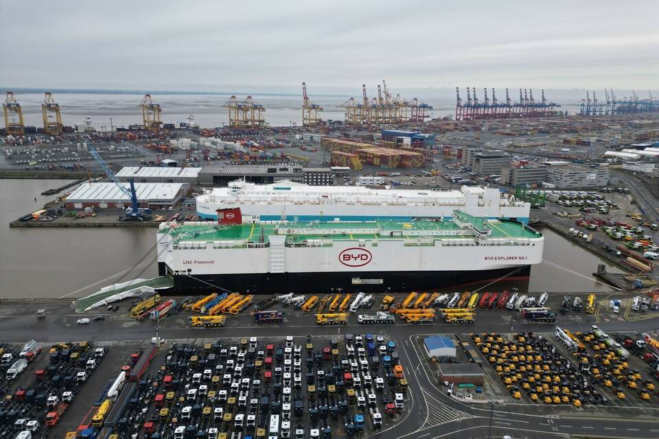 «BYD Explorer No.1» legt in Bremerhaven an «BYD Explorer No.1» legt in Bremerhaven an