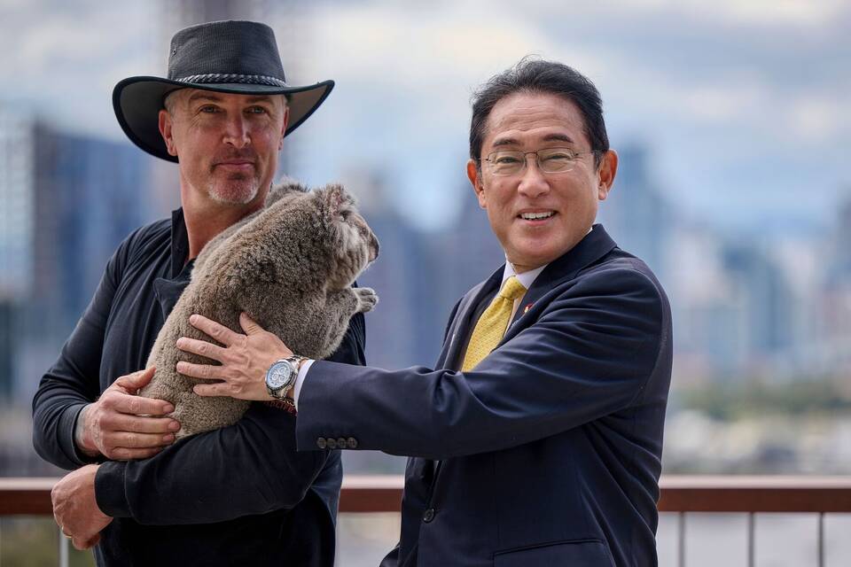 Japans Premierminister Kishida im Koala-Schutzzentrum Japans Premierminister Kishida im Koala-Schutzzentrum