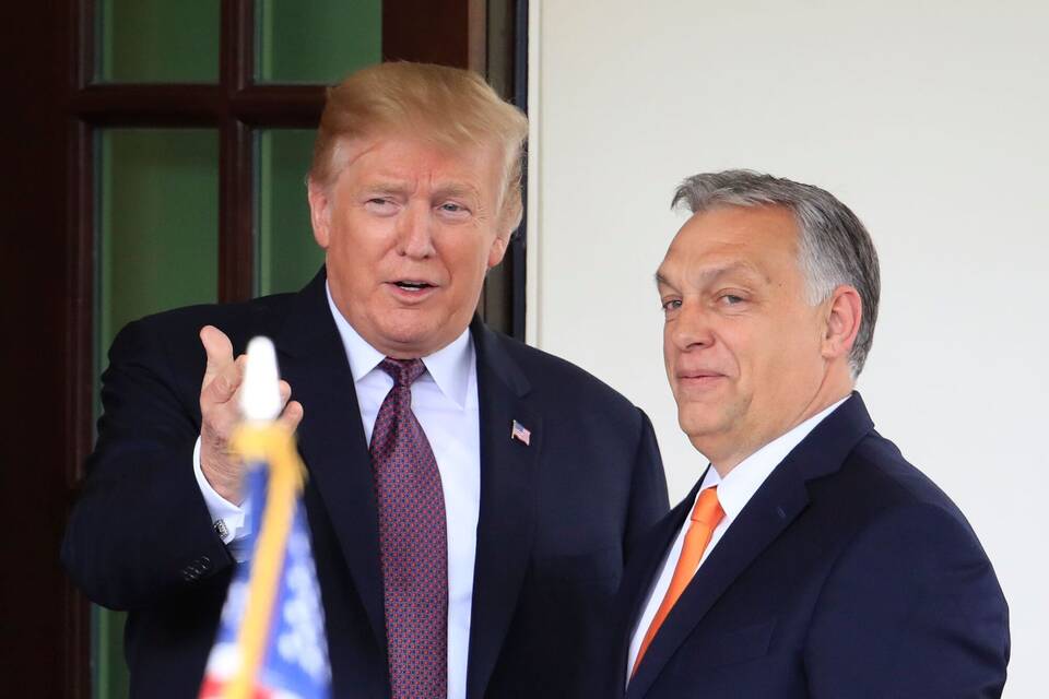 Donald Trump (l) und Viktor Orban Donald Trump (l) und Viktor Orban