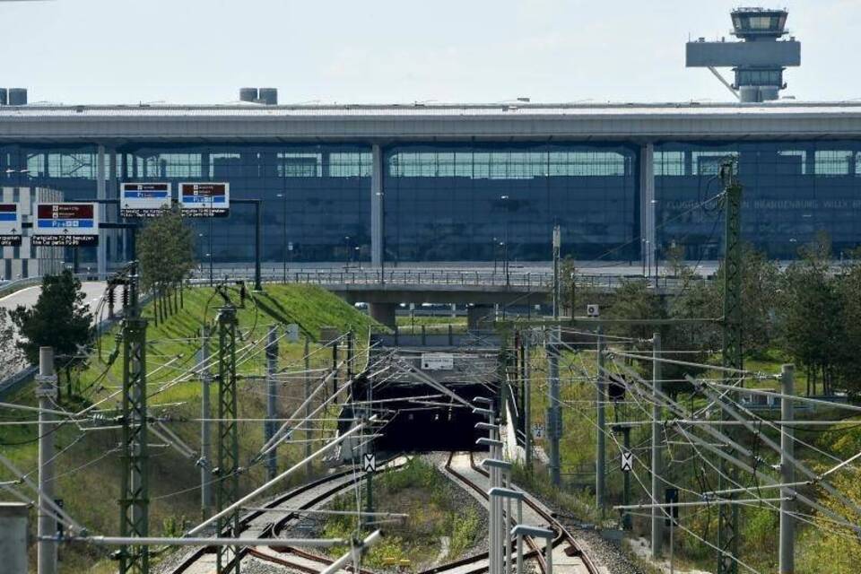 Hauptstadtflughafen BER Hauptstadtflughafen BER