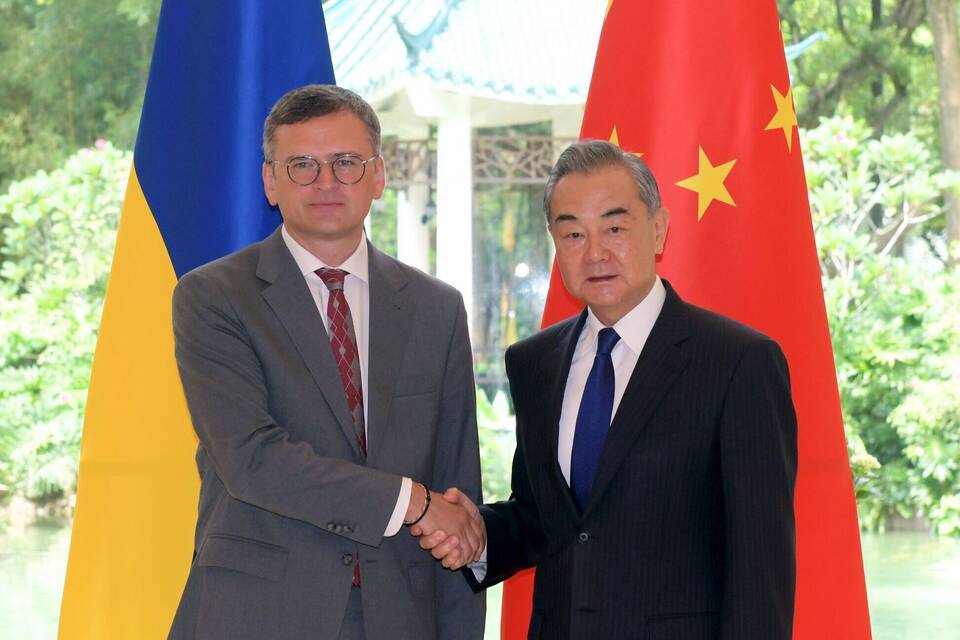 Ukrainischer Außenminister Kuleba in China Ukrainischer Außenminister Kuleba in China