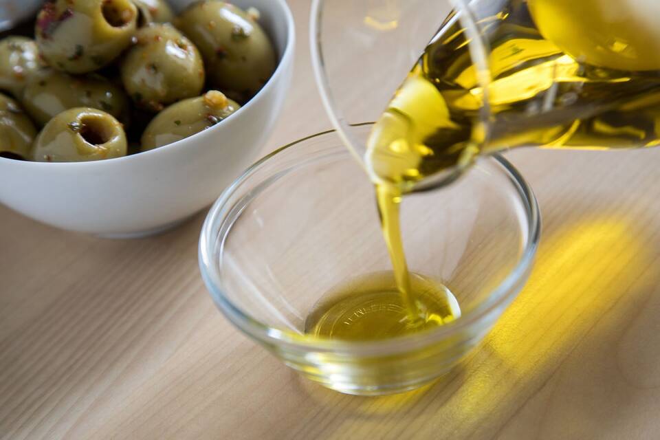 Schlechte Ernte treibt Preise für Olivenöl in die Höhe Schlechte Ernte treibt Preise für Olivenöl in die Höhe