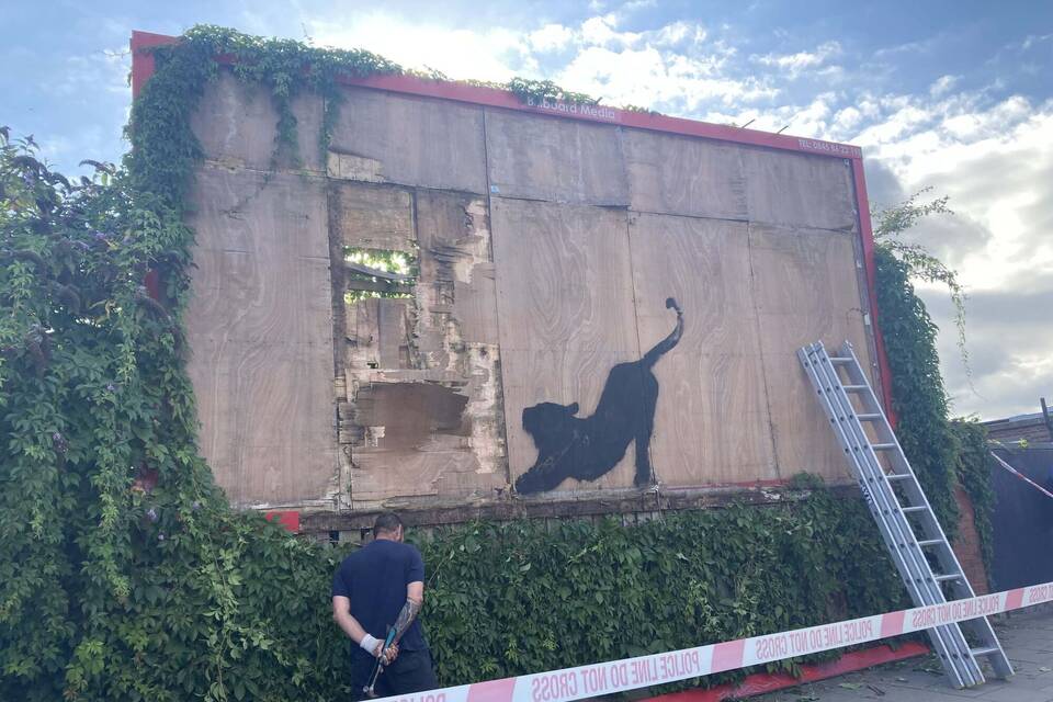 Banksy enthüllt neues Kunstwerk Banksy enthüllt neues Kunstwerk