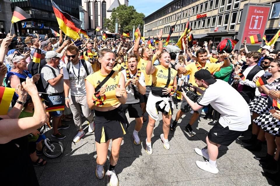 Gemeinsame Rückfahrt aus Paris Gemeinsame Rückfahrt aus Paris