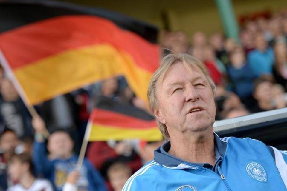 Horst Hrubesch Horst Hrubesch