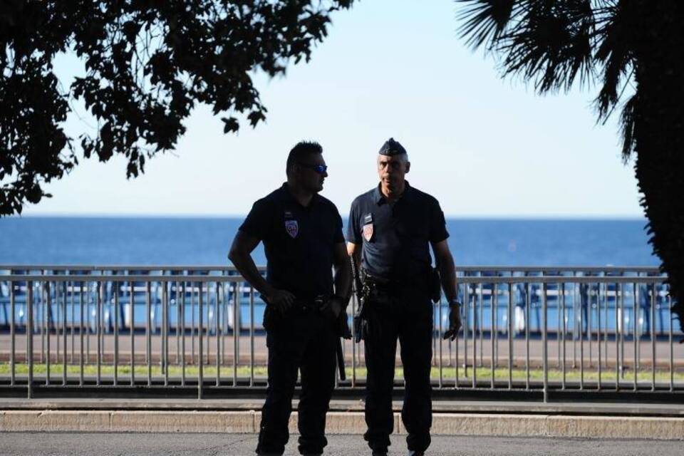 Polizisten in Nizza Polizisten in Nizza