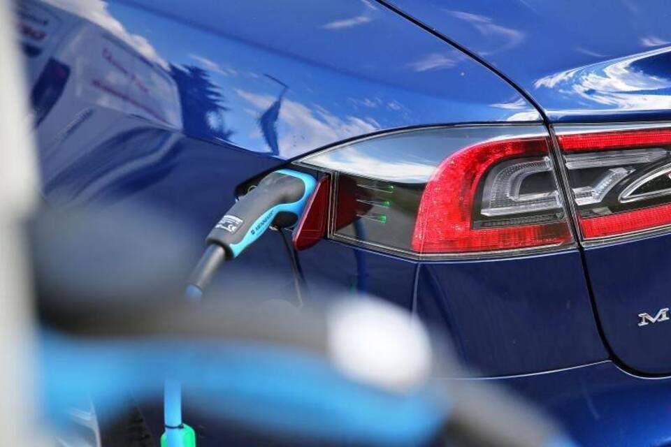 E-Auto E-Auto