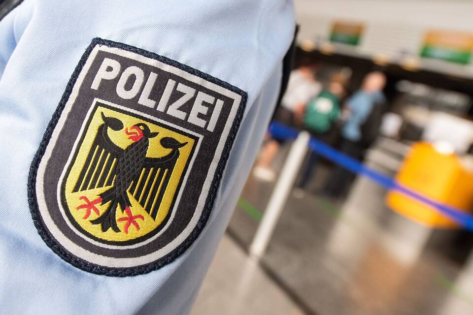 Bundespolizei am Flughafen Bundespolizei am Flughafen