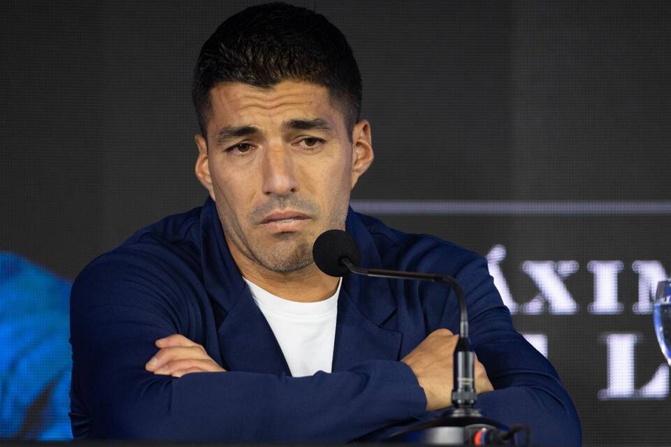 Uruguays Suárez tritt aus Nationalmannschaft zurück Uruguays Suárez tritt aus Nationalmannschaft zurück