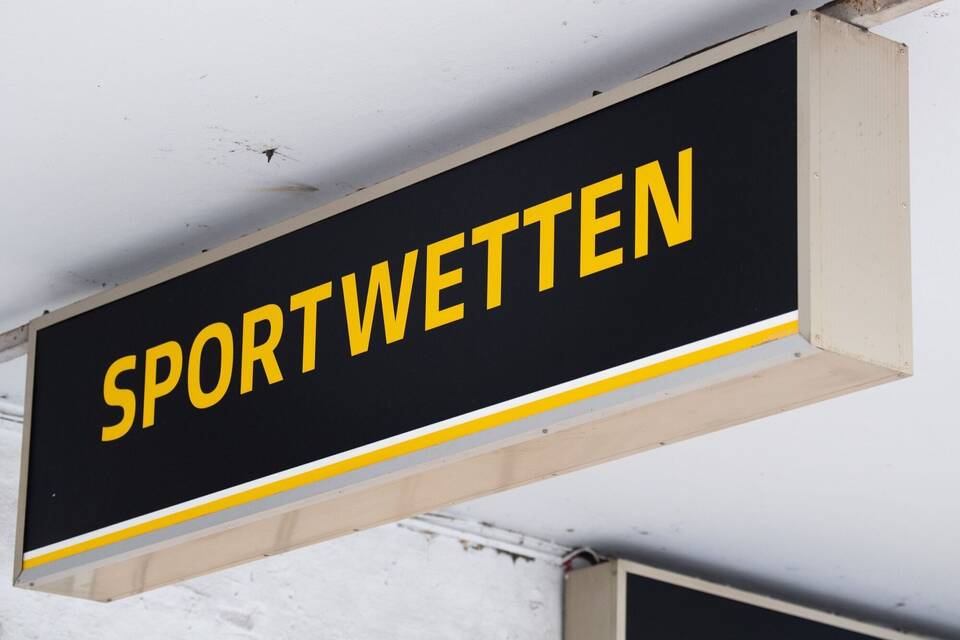 DFB geht Verdacht auf Wettbetrug bei 17 Fußballspielen nach DFB geht Verdacht auf Wettbetrug bei 17 Fußballspielen nach